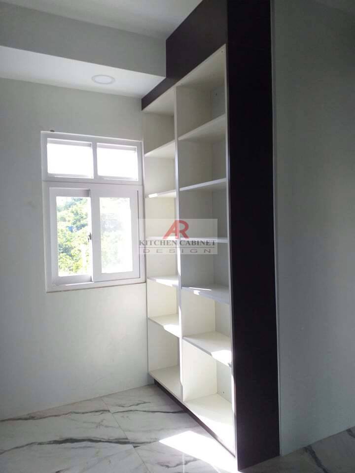 White Ingenious Modular Closet